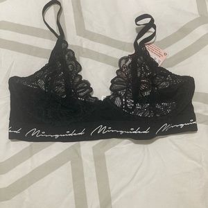 Missguided logo lace bra